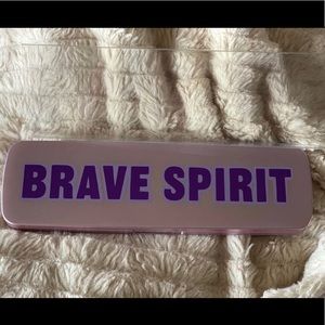 Makeup Revolution London- Brave Spirit Palatte